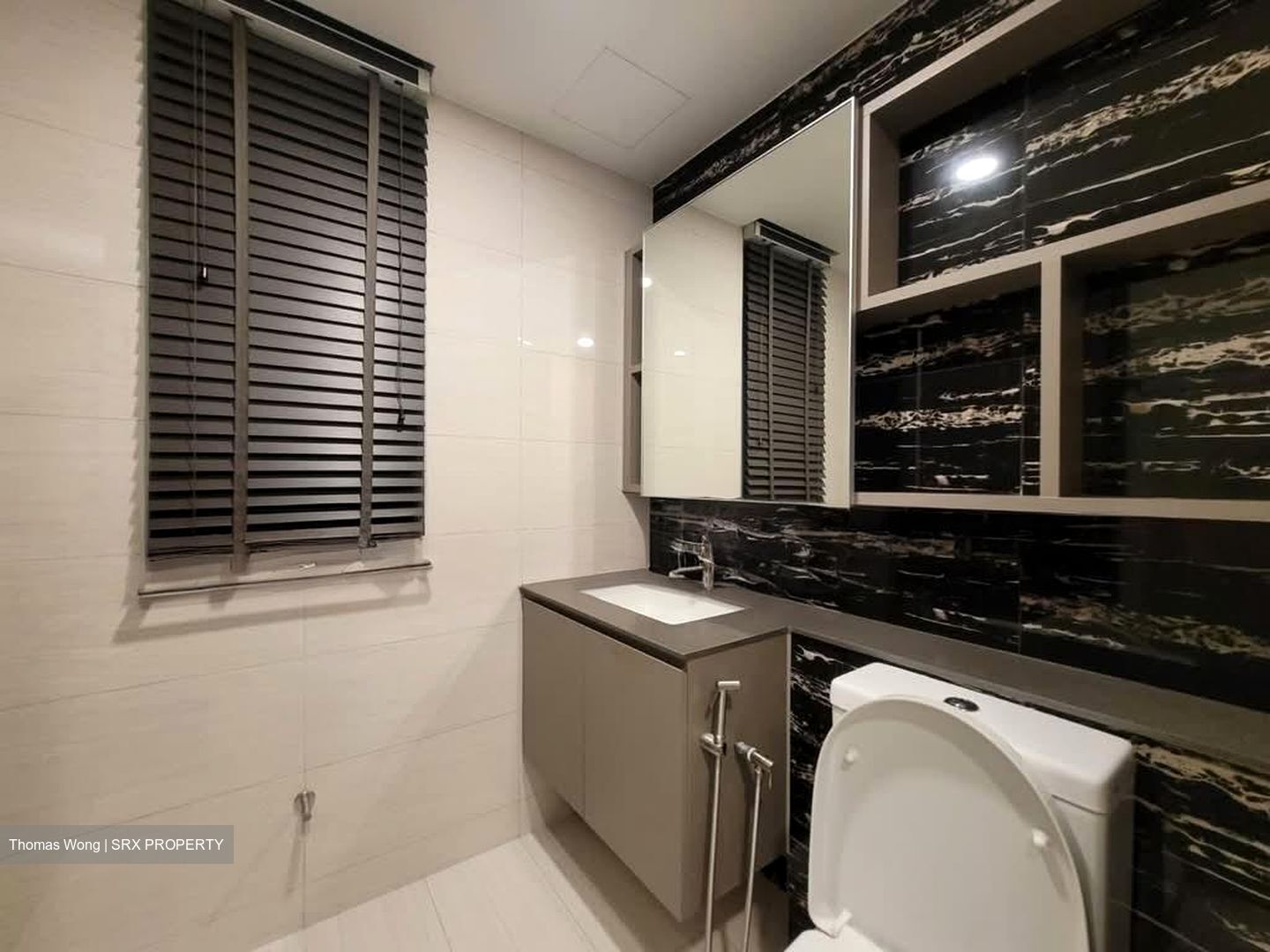 The Brownstone (D27), Condominium #596829371